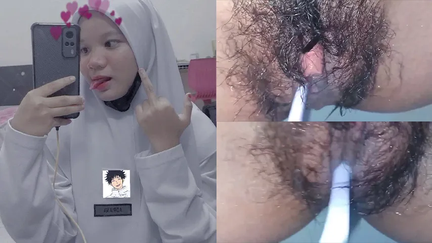 Gadis Jembut Lebat Omek Dikamar Mandi